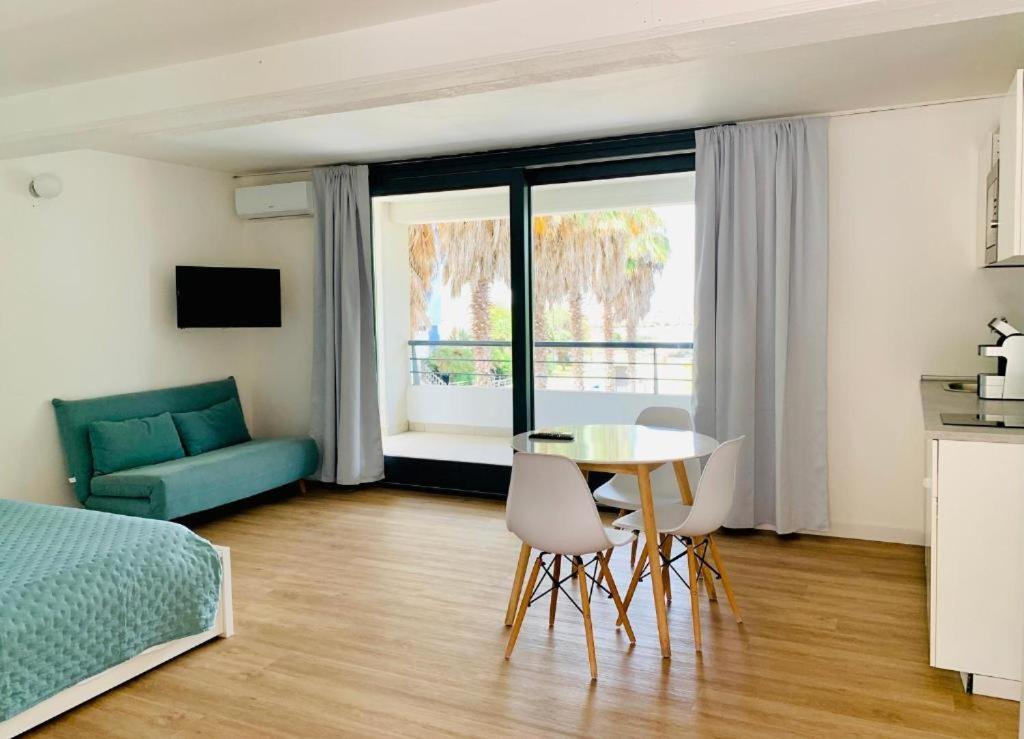Casa Vacanza Acquamarina Porto Torres Exteriér fotografie